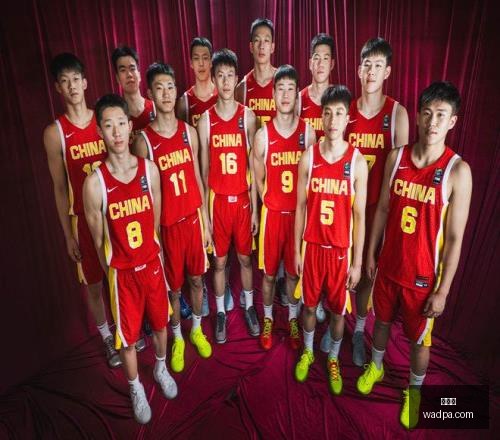 小兹维列夫,感叹辛纳连,不再青睐,世界杯,2023世界杯,足球盛事,国际足球赛事,世界杯赛程,世界杯新闻,世界杯冠军,世界杯热门球队,世界杯历史,世界杯精彩瞬间