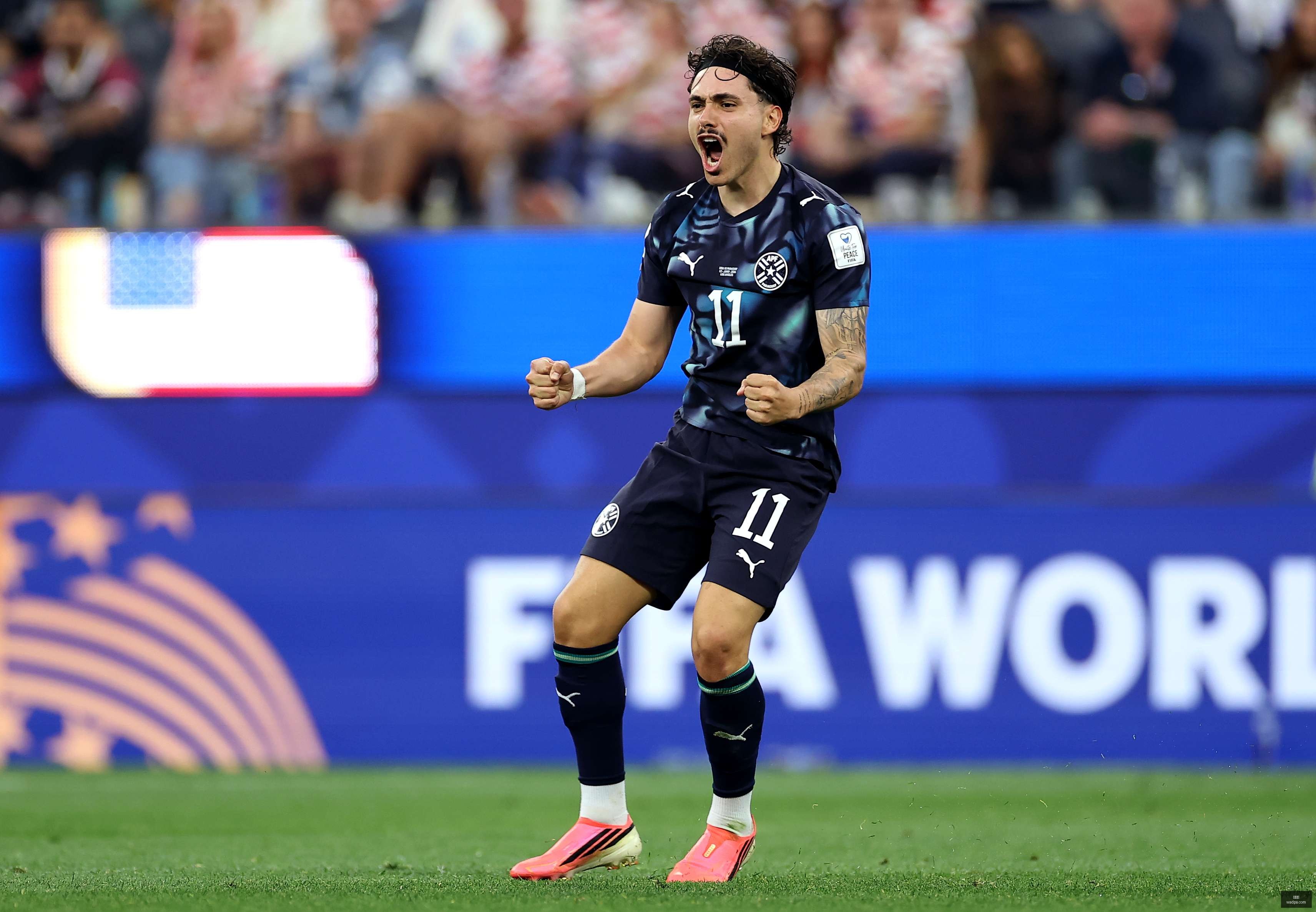 冠军悬念揭,晓末节惊险,失手,世界杯,2023世界杯,足球盛事,国际足球赛事,世界杯赛程,世界杯新闻,世界杯冠军,世界杯热门球队,世界杯历史,世界杯精彩瞬间